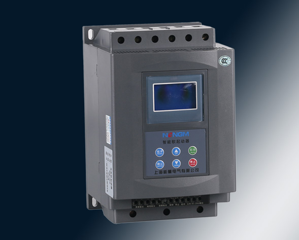 NMJR6中文顯示電機(jī)軟啟動(dòng)器采用智能化液晶中文控制；以單片機(jī)為智能中心，可控硅模塊為執(zhí)行元件對(duì)電動(dòng)機(jī)進(jìn)行全自動(dòng)控制。它適用各種負(fù)載的鼠籠型異步電動(dòng)機(jī)控制，使電…